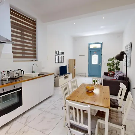 Apartament Waterfront, Lovely Steps From Promenade