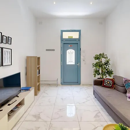 Waterfront, Lovely Steps From Promenade Gzira