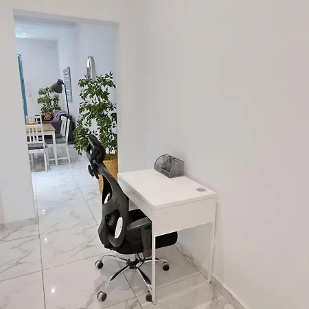 Waterfront, Lovely Steps From Promenade Appartement Gzira