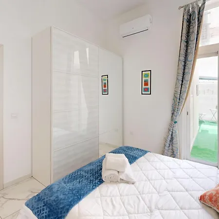 Waterfront, Lovely Steps From Promenade Апартаменты Gzira