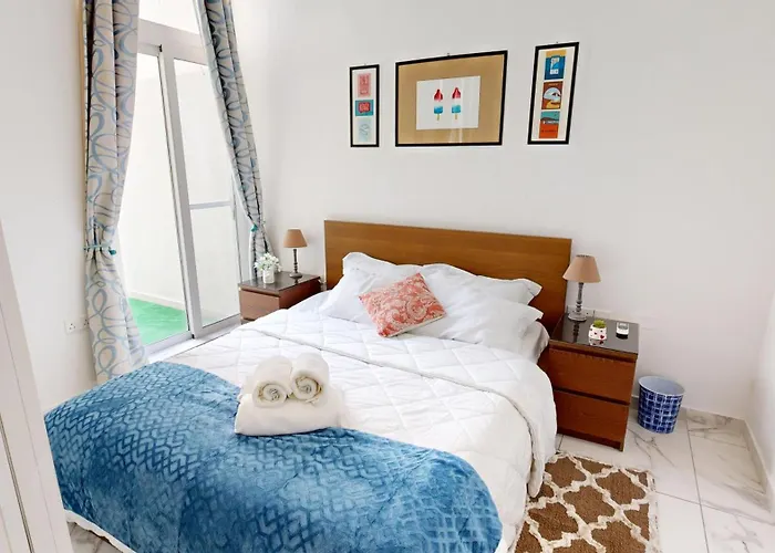 Waterfront, Lovely Steps From Promenade Appartement Gzira