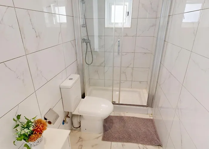 Waterfront, Lovely Steps From Promenade Appartement